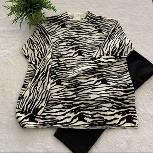 Kim Rogers Petite M long sleeve lightweight zebra sweater.